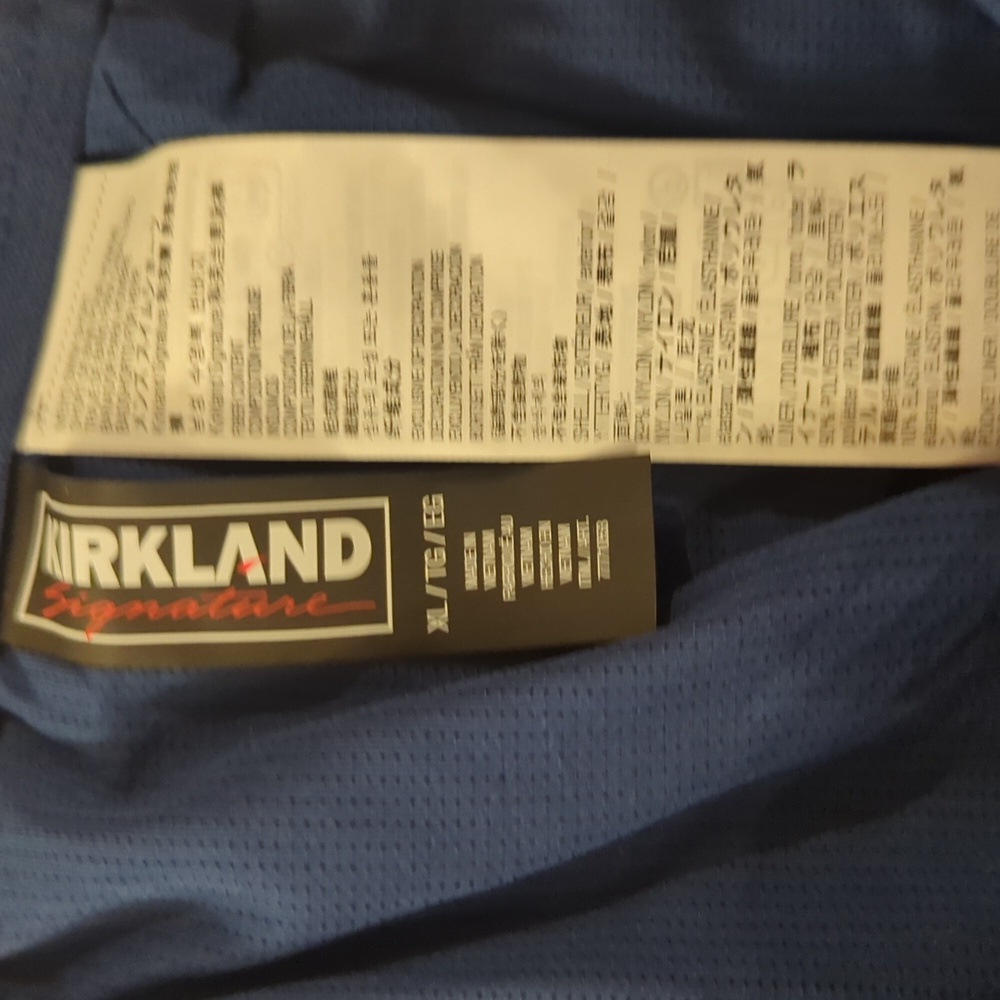 XL Kirkland Signature Men's Swim Shorts - Picture 5 of 7